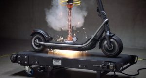 Boosted Boards introduceert Boosted Rev e-scooter in nieuwe video